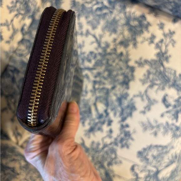 Louis Vuitton wine colored Vernis Zippy Wallet - Picture 11 of 13